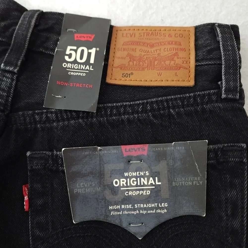 Levi's 501 Studded Cropped Jeans - Picture 4 of 8